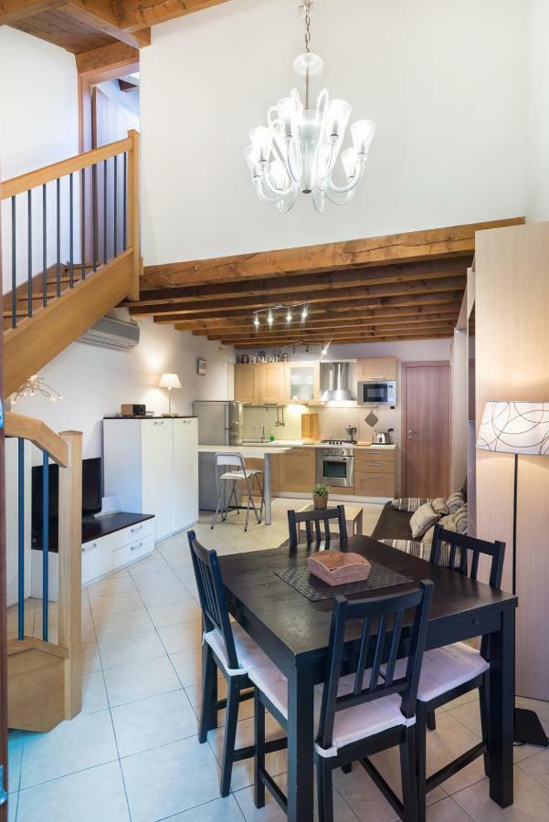 Appartamento Duplex At The Entrance To 2 Bathroom And Terrace Venezia